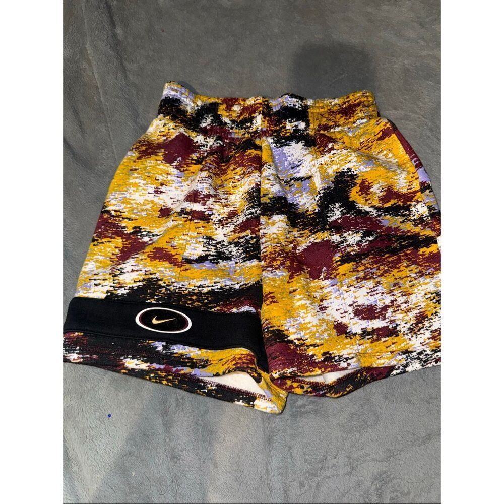 Nike shorts size xs